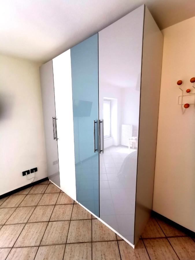 Old Town Apartment With Terrace - Live Love Lake Peschiera del Garda Zewnętrze zdjęcie