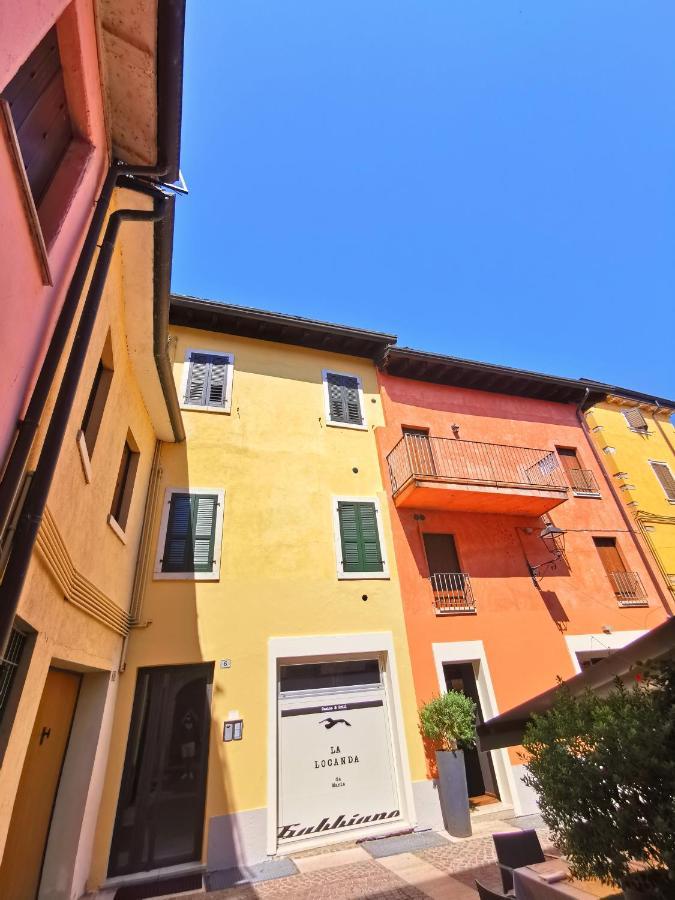 Old Town Apartment With Terrace - Live Love Lake Peschiera del Garda Zewnętrze zdjęcie
